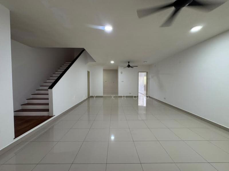 Rumah Teres 2-Tingkat untuk Disewa di Bandar Damai Perdana (Cheras) - Jay Khoo - Living Room - PropertyGuru.com.my