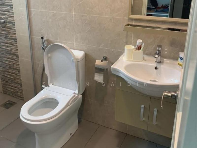 Bungalow House for Sale in Bukit Gasing (Petaling Jaya) - Shiqin Saidin - Bathroom - PropertyGuru.com.my