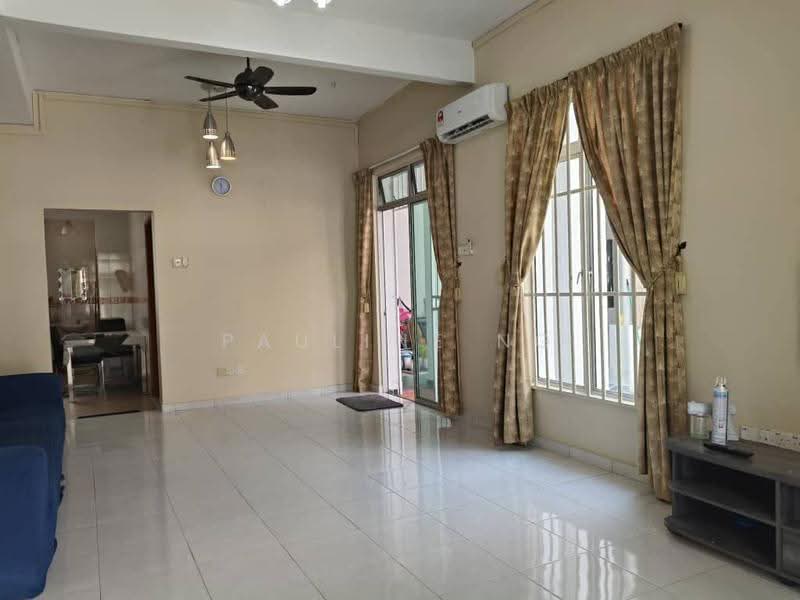 2-storey Terraced House for Rent in Mount Austin (Johor Bahru) - Pauline Ng - Living Room - PropertyGuru.com.my
