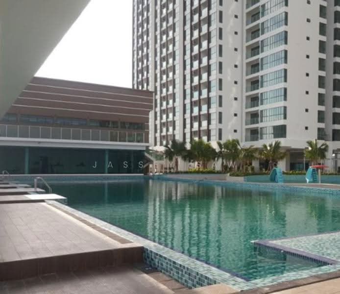 Kediaman Servis untuk Dijual di Amerin Residence - Jassey Saw - Pool - PropertyGuru.com.my