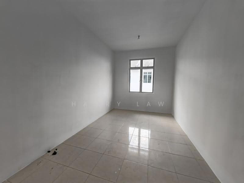 Terraced House for Sale in Scientex Bandar Jasin (Jasin) - Harry Law - Interior - PropertyGuru.com.my