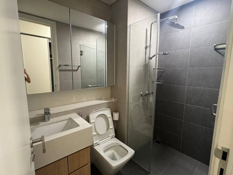 Kediaman Servis untuk Disewa di TRX Residences - Ariel Lee - Bathroom - PropertyGuru.com.my