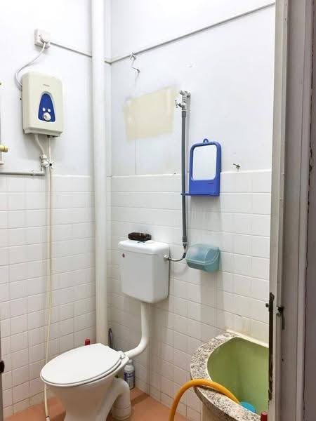 2-storey Terraced House for Sale in Pengkalan Pegoh (Ipoh) - Qazin Khoo - Bathroom - PropertyGuru.com.my