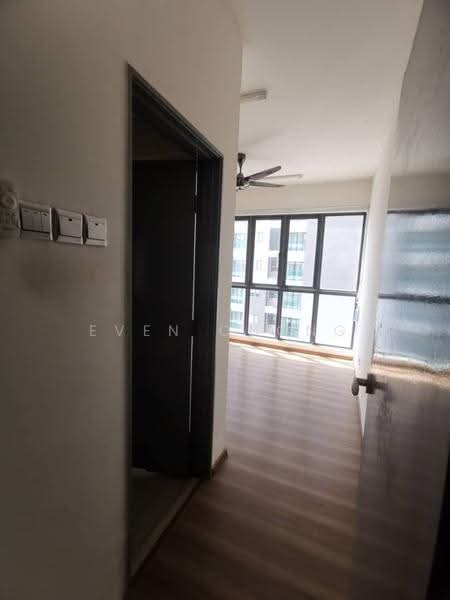 Kediaman Servis untuk Dijual di Amerin Residence - Even Chong - Corridor - PropertyGuru.com.my