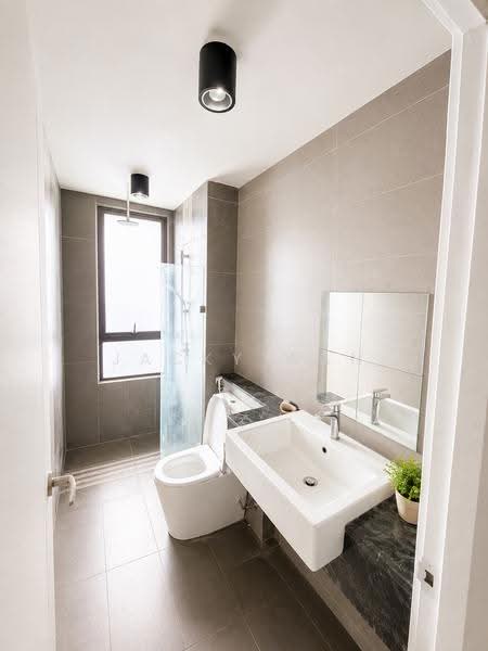 Kediaman Servis untuk Disewa di 8 Kinrara - Jacky Wan - Bathroom - PropertyGuru.com.my