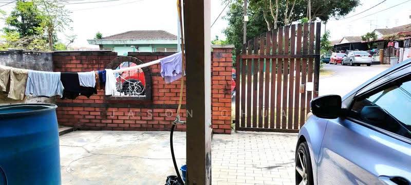 Rumah Teres 2-Tingkat untuk Dijual di Taman Desa Cemerlang (Ulu Tiram) - Jason Chua - Exterior - PropertyGuru.com.my