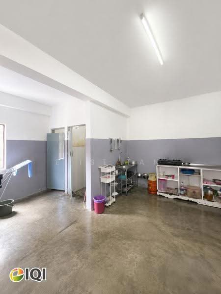 Shop / Office for Sale in Taman Semarak (Kulim) - Elise Tan - Kitchen - PropertyGuru.com.my