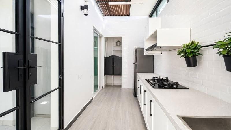 Bungalow House untuk Dijual di Cyberjaya (Selangor) - AIMAN ZUHDI - Kitchen - PropertyGuru.com.my