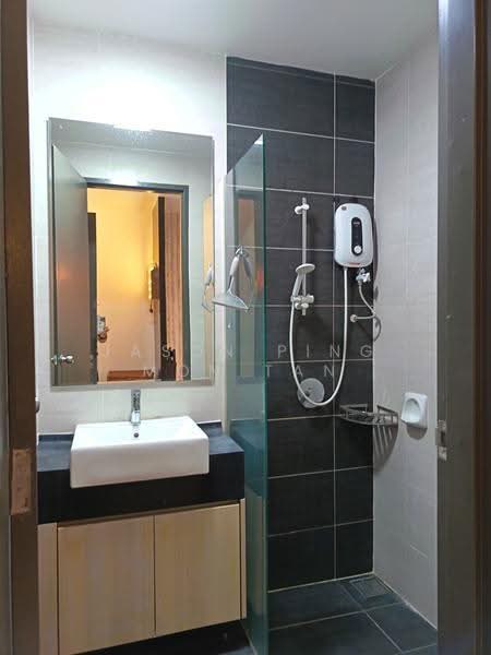 Soho untuk Dijual di Cheras (Kuala Lumpur) - Jason Ping Mon Tan - Bathroom - PropertyGuru.com.my