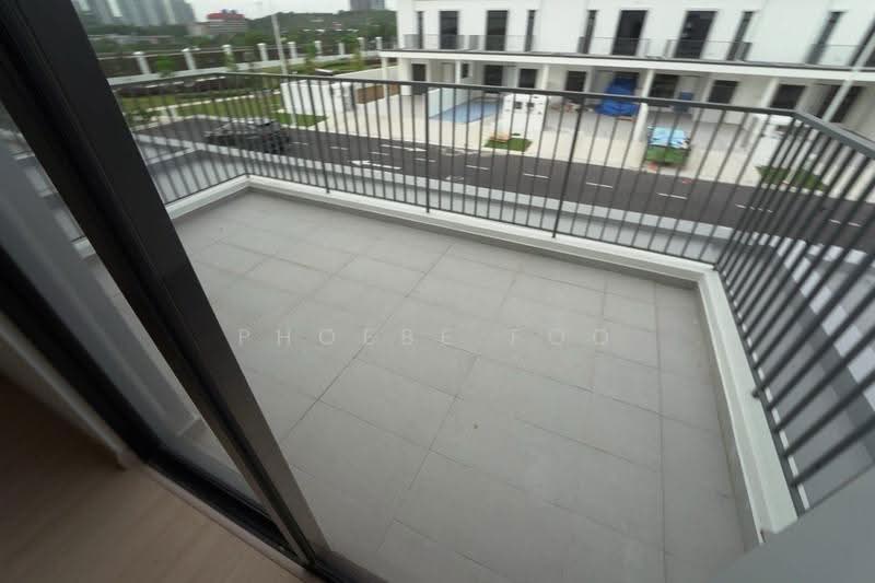 Cluster House for Sale in Iskandar Puteri (Nusajaya) (Johor) - Phoebe Foo - Balcony - PropertyGuru.com.my