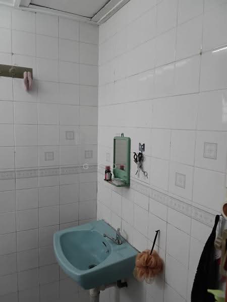 Apartment for Sale at Pangsapuri Sri Angkasa - Geo . - Bathroom - PropertyGuru.com.my