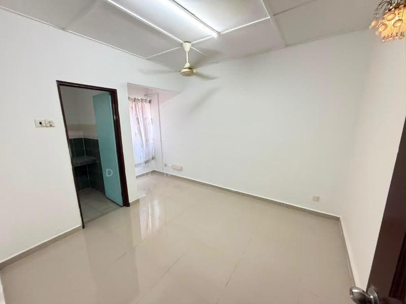 Rumah Teres 2-Tingkat untuk Dijual di Bandar Country Homes (Rawang) - Danny Wong - Interior - PropertyGuru.com.my