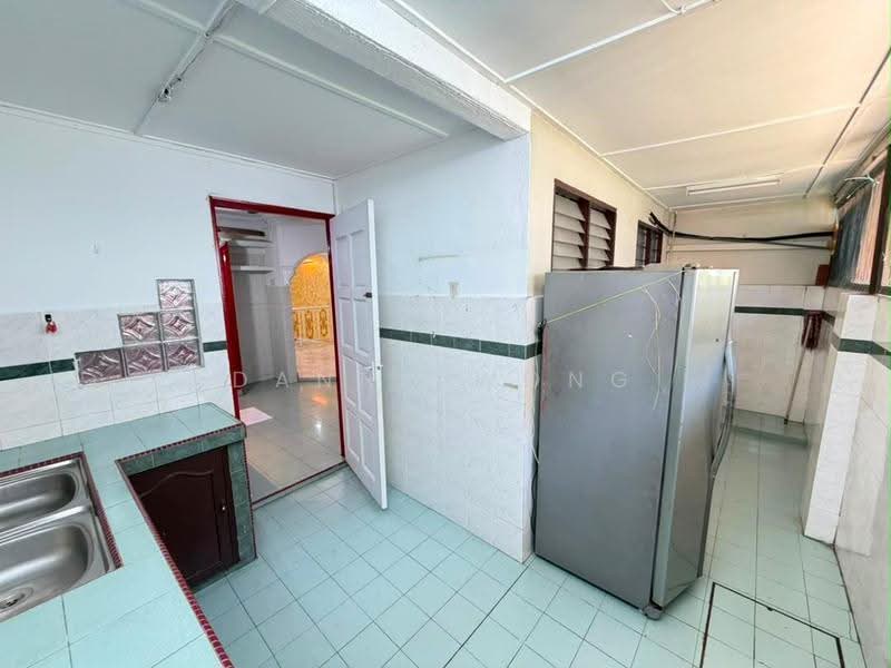 Rumah Teres 2-Tingkat untuk Dijual di Bandar Country Homes (Rawang) - Danny Wong - Kitchen - PropertyGuru.com.my