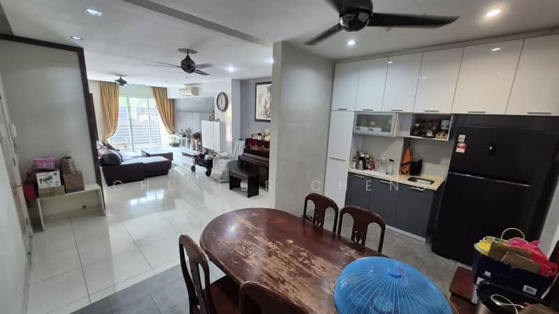 Banglo Lot Kosong untuk Dijual di USJ Heights (Subang Jaya) - Chester Cheng - Living Room - PropertyGuru.com.my