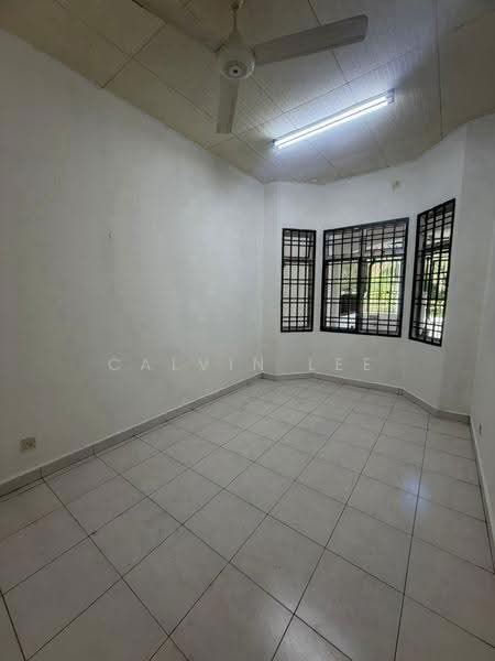 1-storey Terraced House for Sale in Taman Bestari Indah (Ulu Tiram) - Calvin Lee - PropertyGuru.com.my