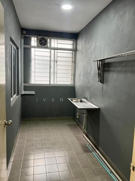 Kediaman Servis untuk Dijual di Koi Kinrara - Ivan Tan - Interior - PropertyGuru.com.my