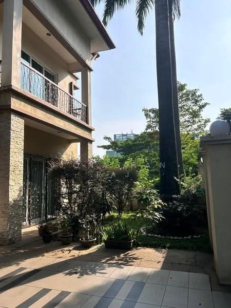 Bungalow House untuk Dijual di Taman Sea (Petaling Jaya) - Jonathan Raj - Exterior - PropertyGuru.com.my