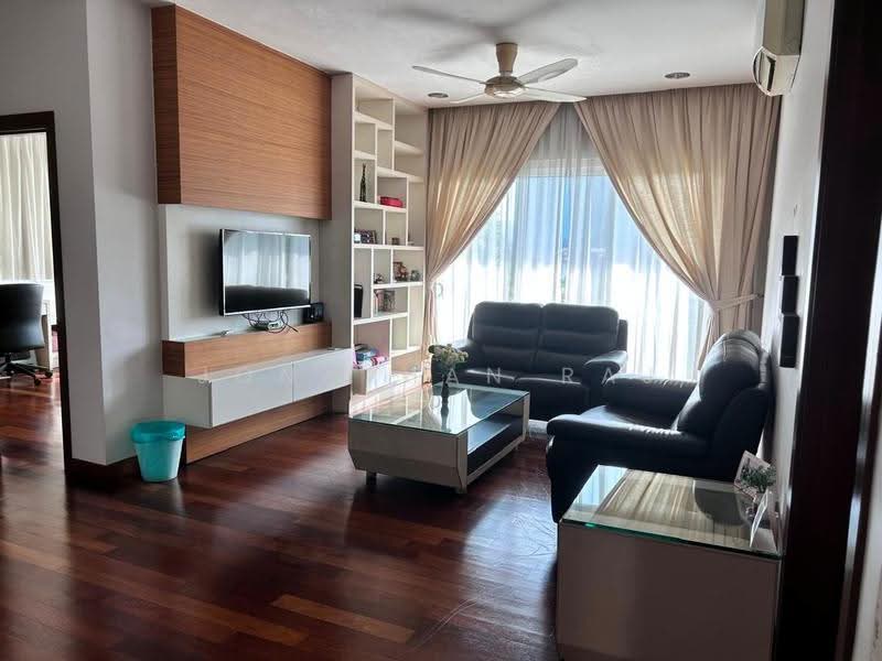 Bungalow House untuk Dijual di Taman Sea (Petaling Jaya) - Jonathan Raj - Living Room - PropertyGuru.com.my