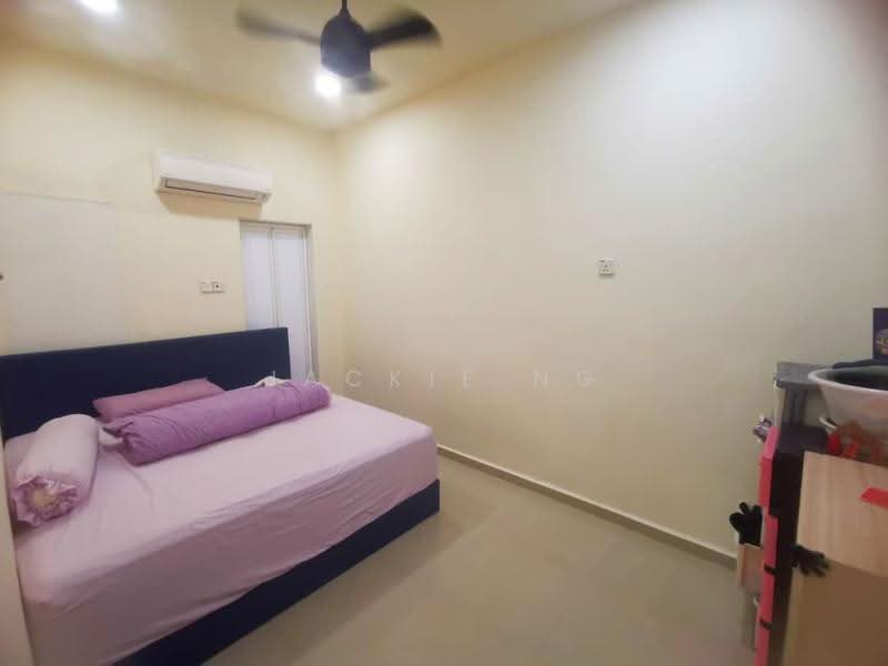 Rumah Teres 2-Tingkat untuk Dijual di Bandar Damai Perdana (Cheras) - Jackie Ng - Bedroom - PropertyGuru.com.my