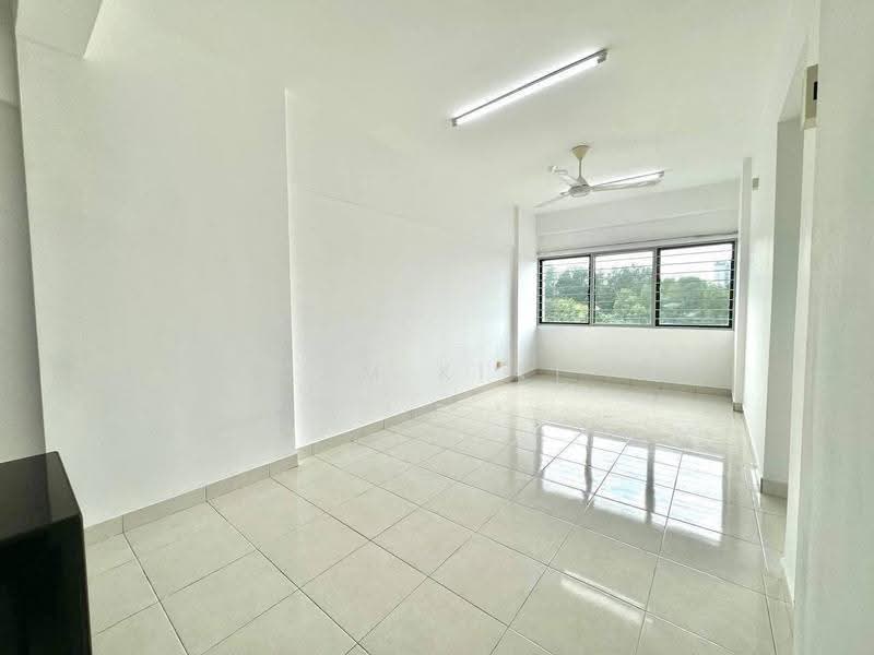 Pangsapuri untuk Disewa di Suria Rafflesia - SAM KIAT - Living Room - PropertyGuru.com.my
