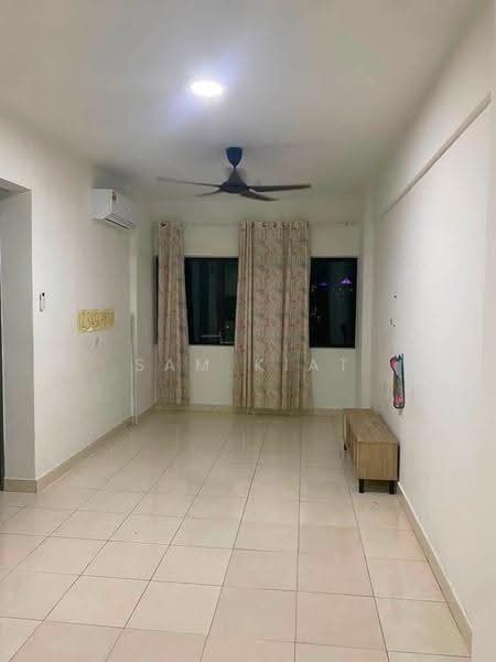 Pangsapuri untuk Disewa di Suria Rafflesia - SAM KIAT - Living Room - PropertyGuru.com.my