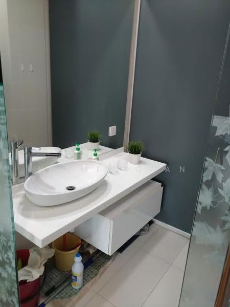 Kediaman Servis untuk Disewa di Vogue Suites One - Karmen Chan - Bathroom - PropertyGuru.com.my