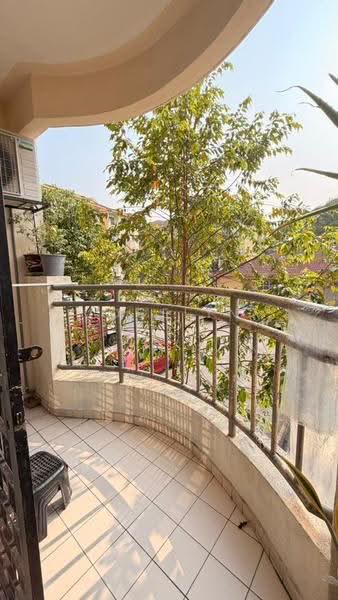 Pangsapuri untuk Dijual di Pangsapuri Seri Meranti - Jocelyn Ho - Balcony - PropertyGuru.com.my