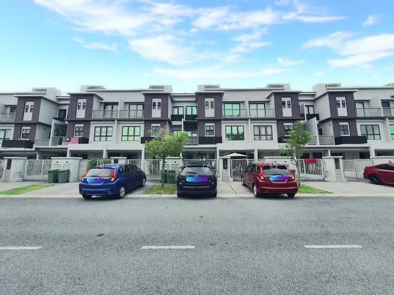 Townhouse for Sale in Kajang (Selangor) - Yasmin Sulaiman - Exterior - PropertyGuru.com.my
