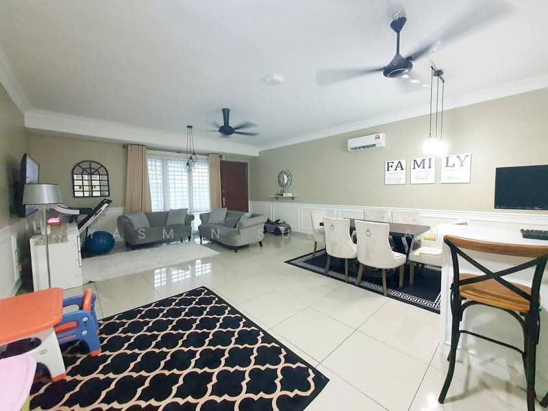Townhouse for Sale in Kajang (Selangor) - Yasmin Sulaiman - Living Room - PropertyGuru.com.my