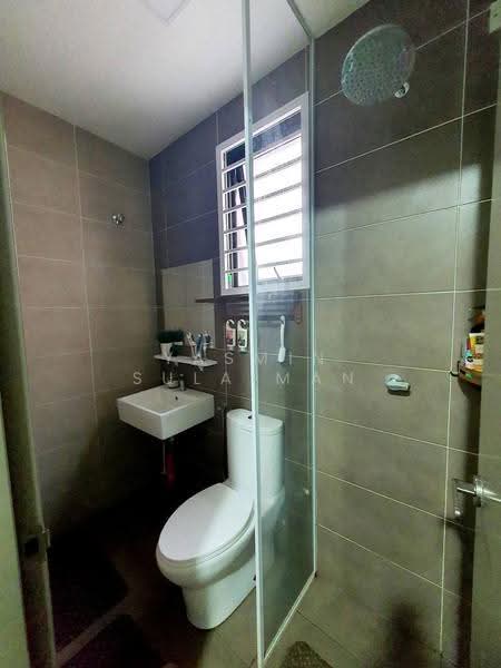 Townhouse for Sale in Kajang (Selangor) - Yasmin Sulaiman - Bathroom - PropertyGuru.com.my