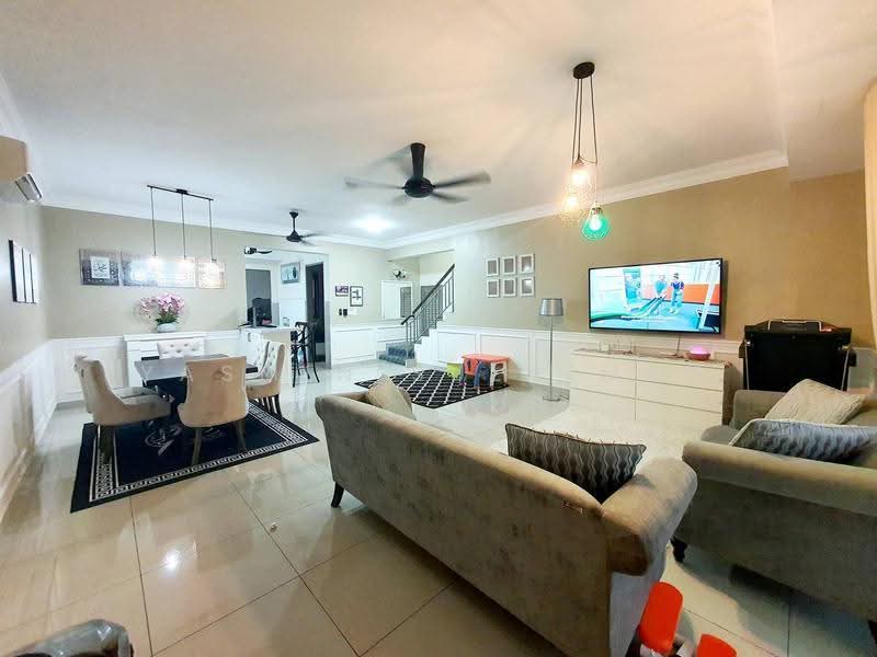 Townhouse for Sale in Kajang (Selangor) - Yasmin Sulaiman - Living Room - PropertyGuru.com.my