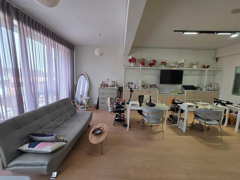 Shop for Rent in Taman Ungku Tun Aminah (Skudai) - Caryn Ter - Living Room - PropertyGuru.com.my