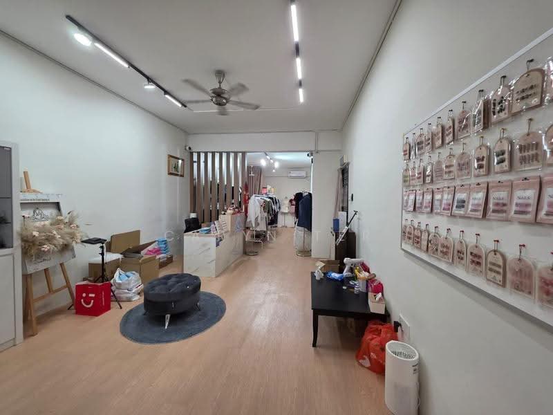Shop for Rent in Taman Ungku Tun Aminah (Skudai) - Caryn Ter - Interior - PropertyGuru.com.my