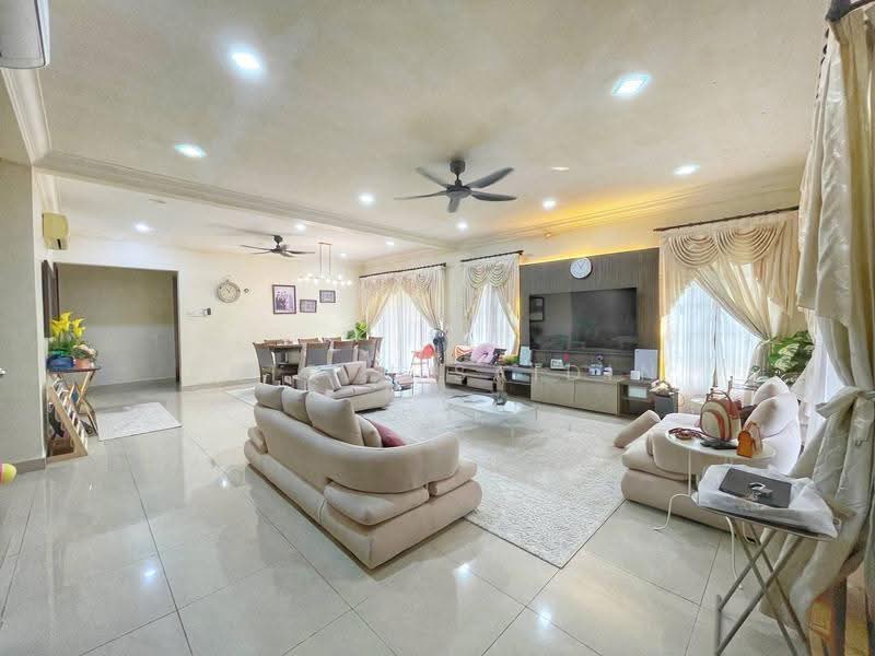 Bungalow House untuk Dijual di Presint 16 (Putrajaya) - Shiqin Saidin - Living Room - PropertyGuru.com.my