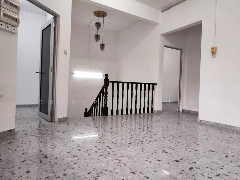 Rumah Teres 2-Tingkat untuk Dijual di Taman Johor Jaya (Johor Bahru) - Catherine Thung - PropertyGuru.com.my
