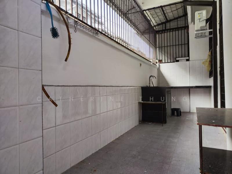 Rumah Teres 2-Tingkat untuk Dijual di Taman Johor Jaya (Johor Bahru) - Catherine Thung - PropertyGuru.com.my