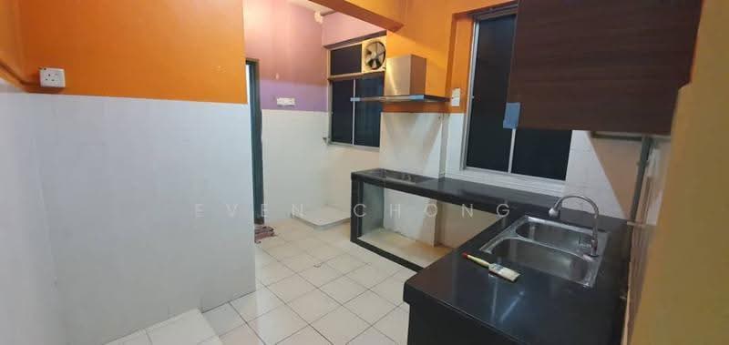 Apartment for Sale at Puncak Baiduri Apartment - Even Chong - Kitchen - PropertyGuru.com.my