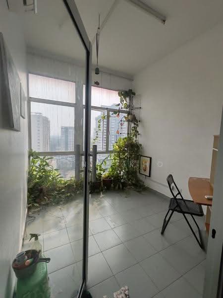 Pangsapuri untuk Disewa di Avenue Crest - Annie Kho - Balcony - PropertyGuru.com.my