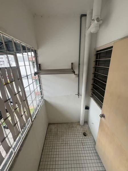 Apartment for Sale at Baiduri - Yen Alice - Yard - PropertyGuru.com.my