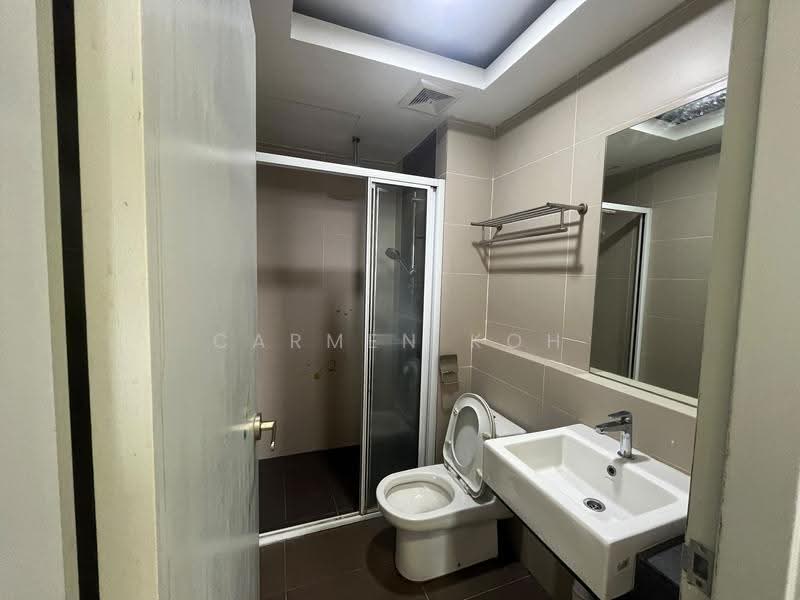 Kediaman Servis untuk Disewa di Glomac Centro Service Apartment - Carmen Koh - Bathroom - PropertyGuru.com.my