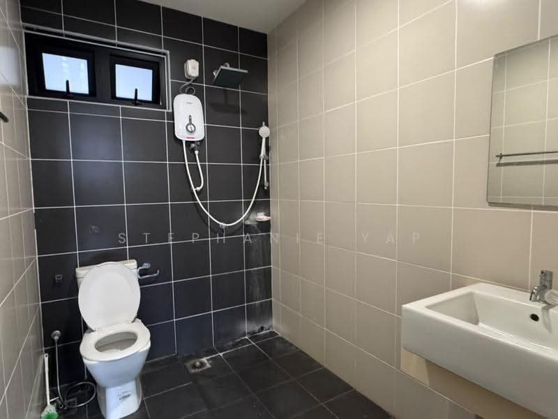 Kediaman Servis untuk Disewa di Meridin Suites @ The Meridin - Stephanie Yap - Bathroom - PropertyGuru.com.my