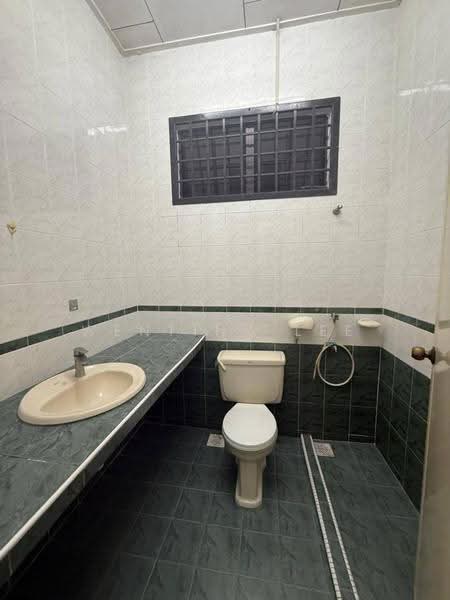2-storey Terraced House for Sale in Taman Daya (Johor Bahru) - Wenting Lee - Bathroom - PropertyGuru.com.my
