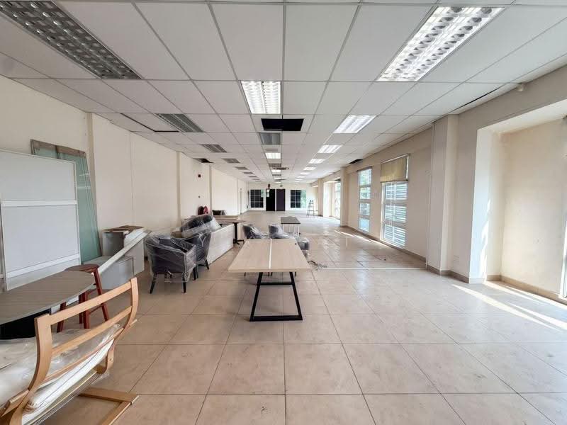 Factory for Sale in Kawasan Perindustrian Tebrau 3 (Tebrau) - Yik Tat - Interior - PropertyGuru.com.my