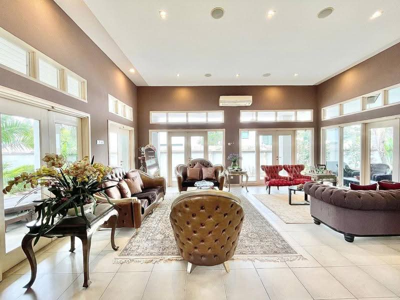 Bungalow House untuk Dijual di Seksyen 8 (Kota Damansara) - Shiqin Saidin - Living Room - PropertyGuru.com.my