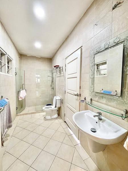 Bungalow House untuk Dijual di Seksyen 8 (Kota Damansara) - Shiqin Saidin - Bathroom - PropertyGuru.com.my