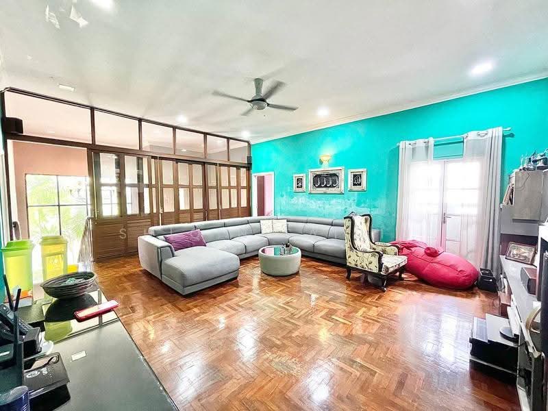 Bungalow House untuk Dijual di Seksyen 8 (Kota Damansara) - Shiqin Saidin - Living Room - PropertyGuru.com.my
