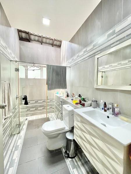 Bungalow House untuk Dijual di Seksyen 8 (Kota Damansara) - Shiqin Saidin - Bathroom - PropertyGuru.com.my