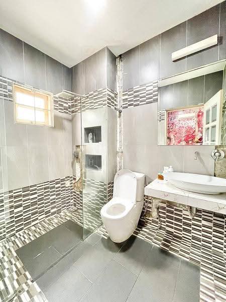 Bungalow House untuk Dijual di Seksyen 8 (Kota Damansara) - Shiqin Saidin - Bathroom - PropertyGuru.com.my
