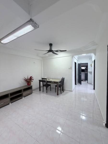 Pangsapuri untuk Disewa di Sri Bayu - Stephanie Yap - Living Room - PropertyGuru.com.my