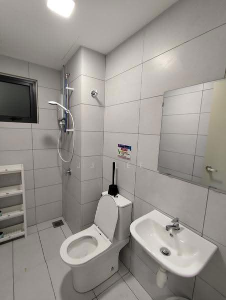 Kediaman Servis untuk Disewa di Seiring Residensi - JJ Lee - Bathroom - PropertyGuru.com.my